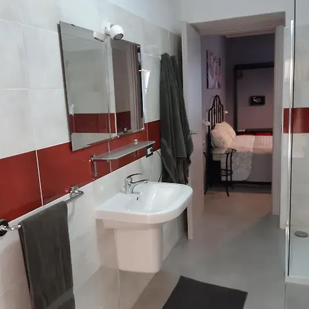 S'enna Birdi Bed & Breakfast Loceri